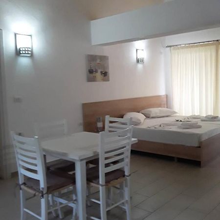 Caldera Vista Apartaments Saranda Extérieur photo