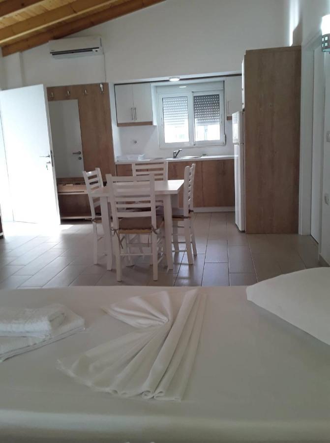 Caldera Vista Apartaments Saranda Extérieur photo